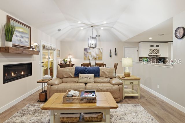 4 Wood Eden Ln, Bluffton, SC 29910