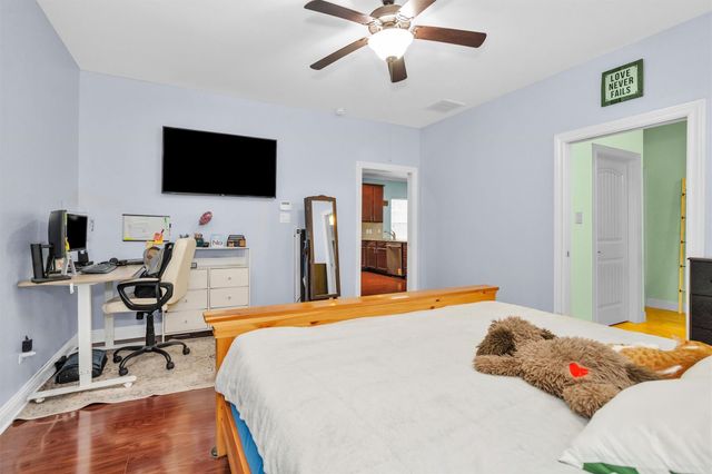 30806 Mellman Road, Hempstead, TX 77445
