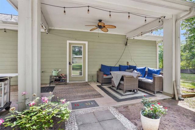30806 Mellman Road, Hempstead, TX 77445