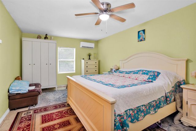 30806 Mellman Road, Hempstead, TX 77445