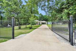 30806 Mellman Road, Hempstead, TX 77445