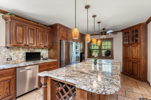 508 AZALEA, Mt Pleasant, TX 75455