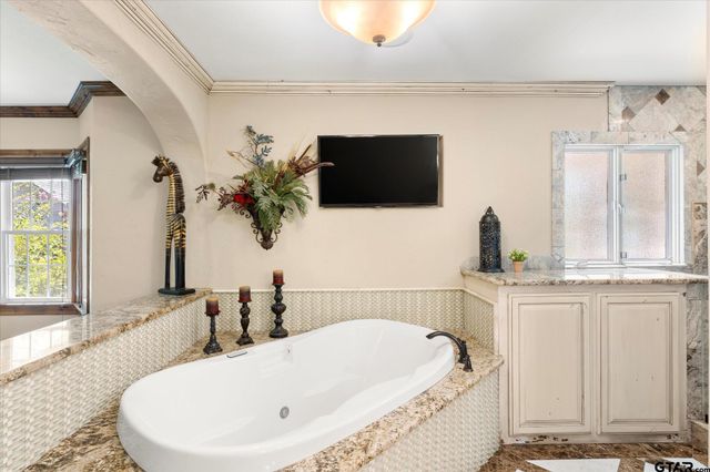 508 AZALEA, Mt Pleasant, TX 75455