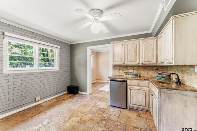 508 AZALEA, Mt Pleasant, TX 75455