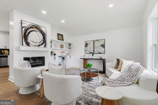 208 Watson Circle SE, Atlanta, GA 30317