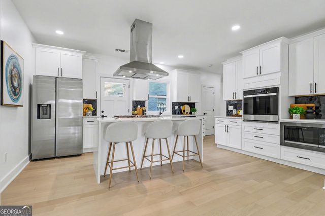 208 Watson Circle SE, Atlanta, GA 30317