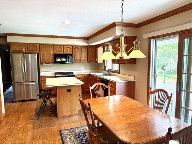 5226 WOODBRIDGE Court, Erie, PA 16509
