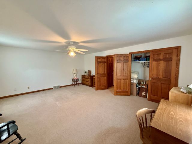 5226 WOODBRIDGE Court, Erie, PA 16509