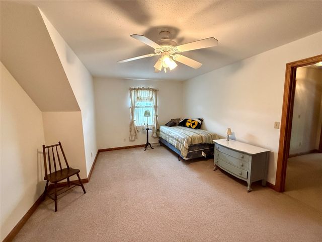 5226 WOODBRIDGE Court, Erie, PA 16509
