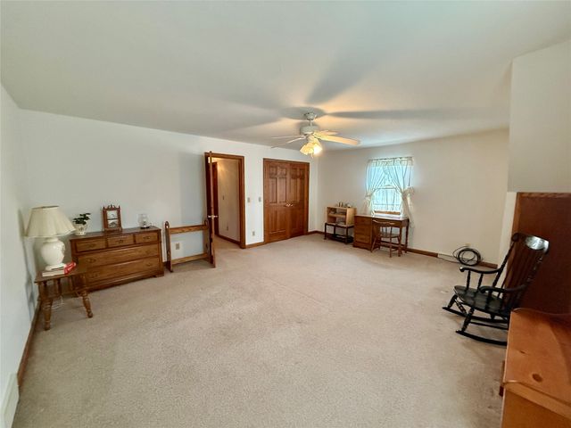 5226 WOODBRIDGE Court, Erie, PA 16509