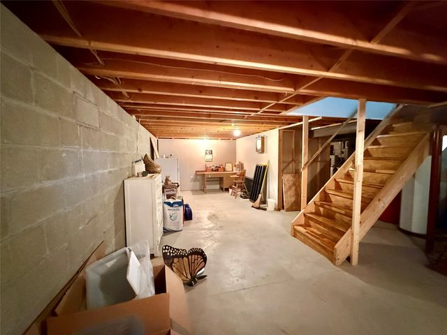 5226 WOODBRIDGE Court, Erie, PA 16509