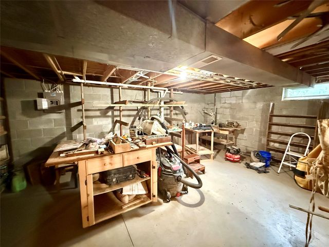 5226 WOODBRIDGE Court, Erie, PA 16509