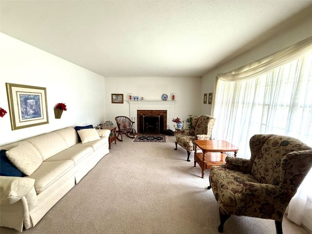 5226 WOODBRIDGE Court, Erie, PA 16509