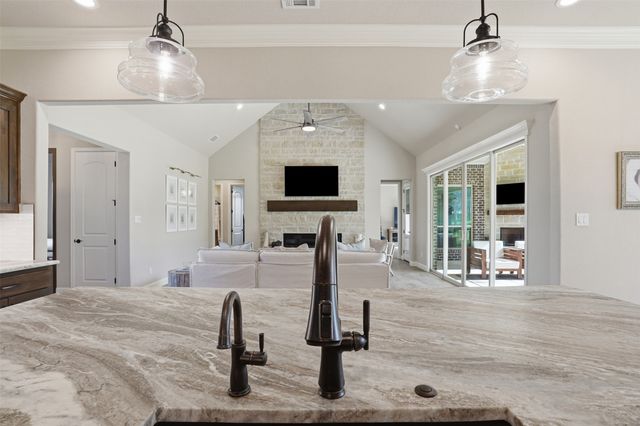 1001 Bear Creek Ranch Road, Aledo, TX 76008