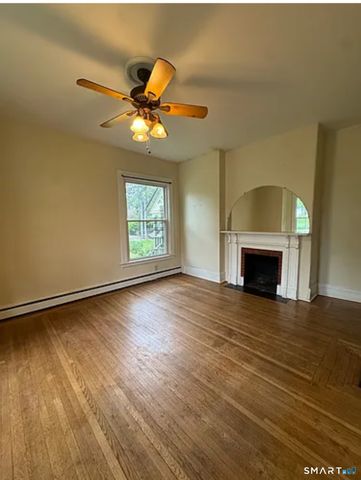 227 Broadway, Norwich, CT 06360