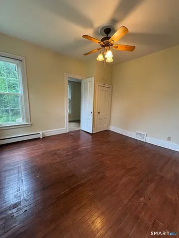 227 Broadway, Norwich, CT 06360