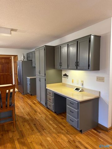 10021 Shades Road, Huntsville, AL 35803