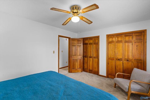 10021 Shades Road, Huntsville, AL 35803