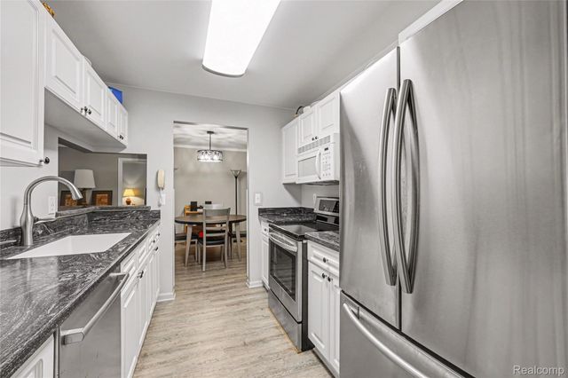 4578 Berkshire Drive, Sterling Heights, MI 48314