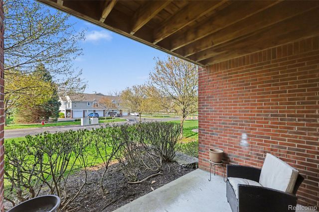 4578 Berkshire Drive, Sterling Heights, MI 48314