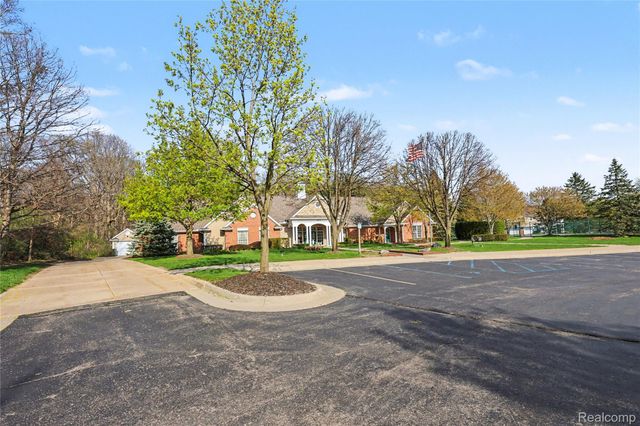 4578 Berkshire Drive, Sterling Heights, MI 48314