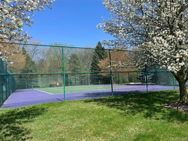4578 Berkshire Drive, Sterling Heights, MI 48314