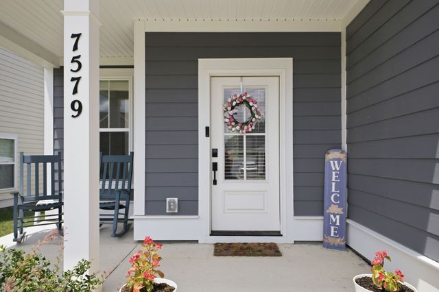 7579 Maggie Dr, Antioch, TN 37013
