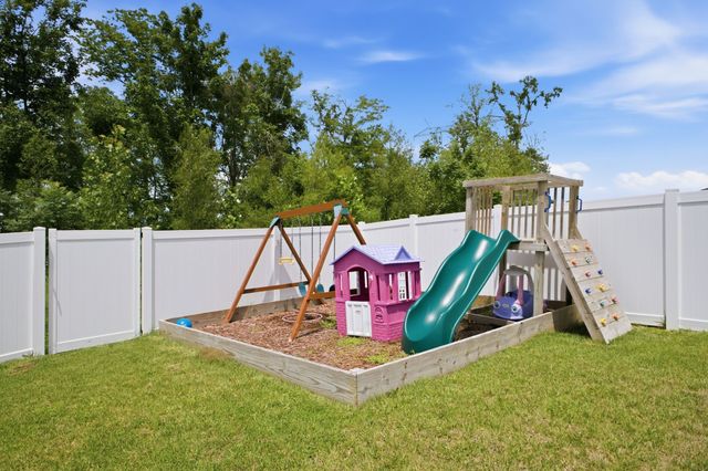 7579 Maggie Dr, Antioch, TN 37013