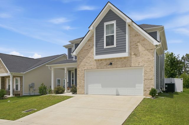 7579 Maggie Dr, Antioch, TN 37013