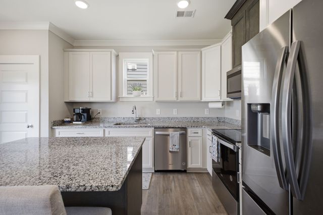 7579 Maggie Dr, Antioch, TN 37013