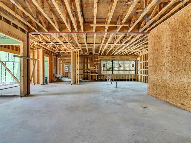 10314 Memorial Drive, Houston, TX 77024