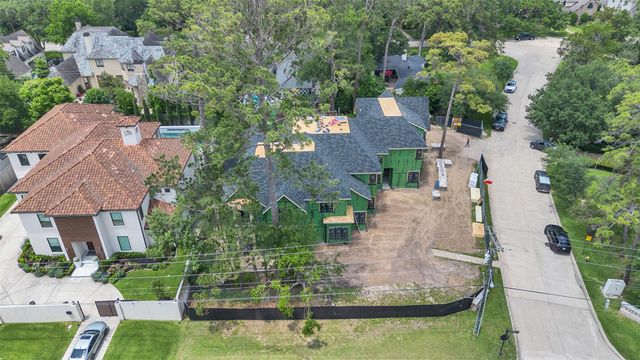 10314 Memorial Drive, Houston, TX 77024