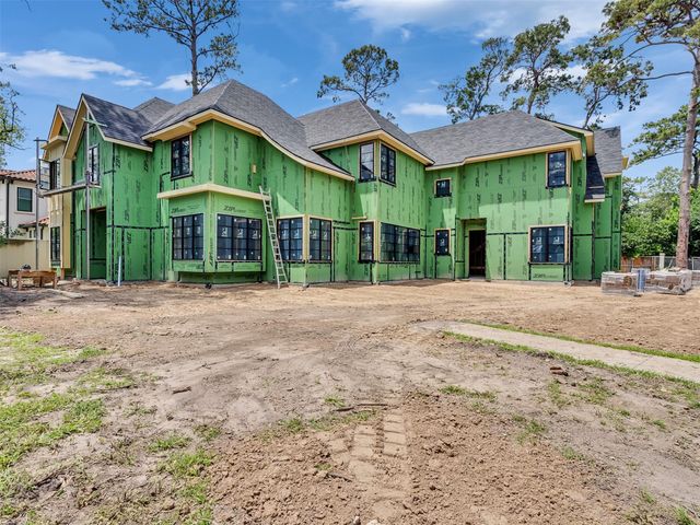 10314 Memorial Drive, Houston, TX 77024