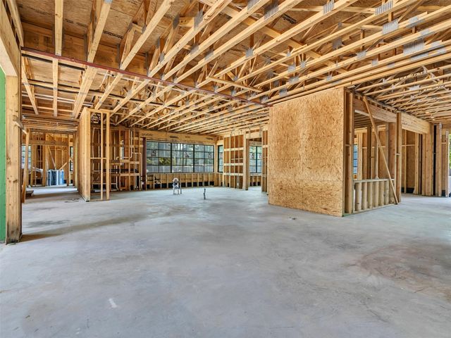 10314 Memorial Drive, Houston, TX 77024