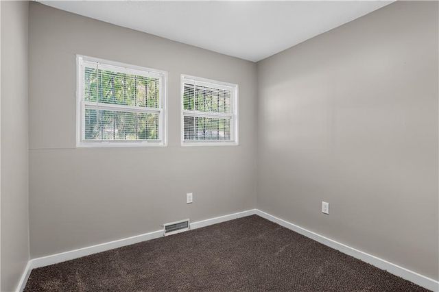 6901 E 113th Terrace, Kansas City, MO 64134