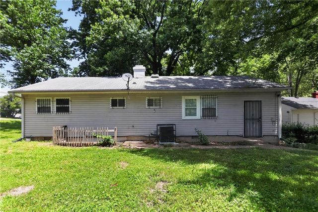6901 E 113th Terrace, Kansas City, MO 64134