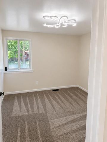 29310 Prestwick Street, Southfield City, MI 48076