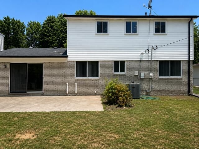 29310 Prestwick Street, Southfield City, MI 48076
