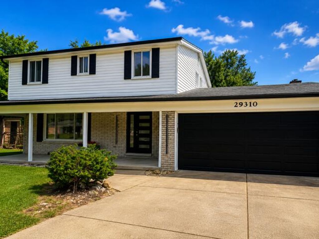 29310 Prestwick Street, Southfield City, MI 48076