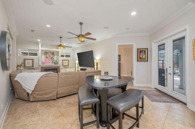 16 Plantation Oaks Drive, Mary Esther, FL 32569