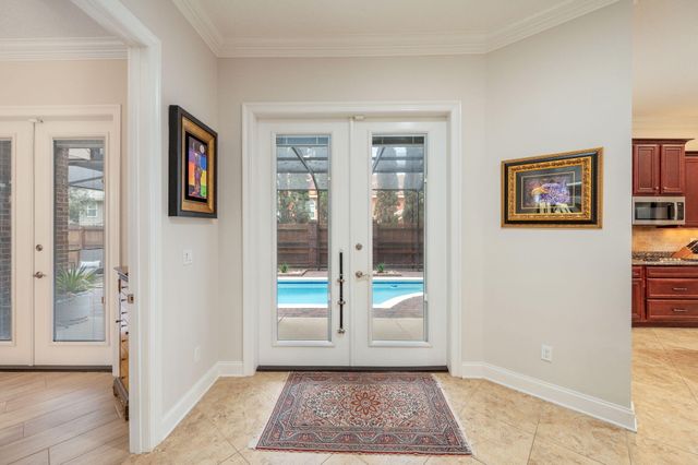 16 Plantation Oaks Drive, Mary Esther, FL 32569