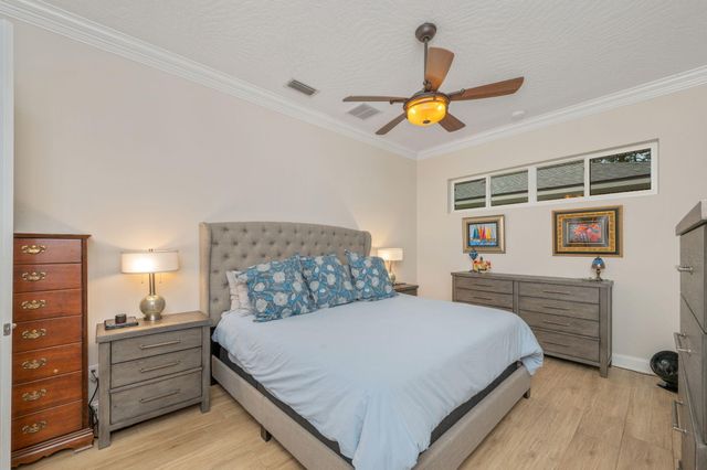 16 Plantation Oaks Drive, Mary Esther, FL 32569