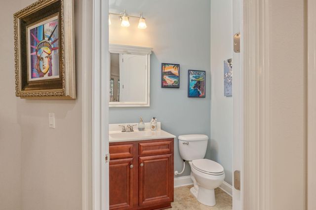 16 Plantation Oaks Drive, Mary Esther, FL 32569