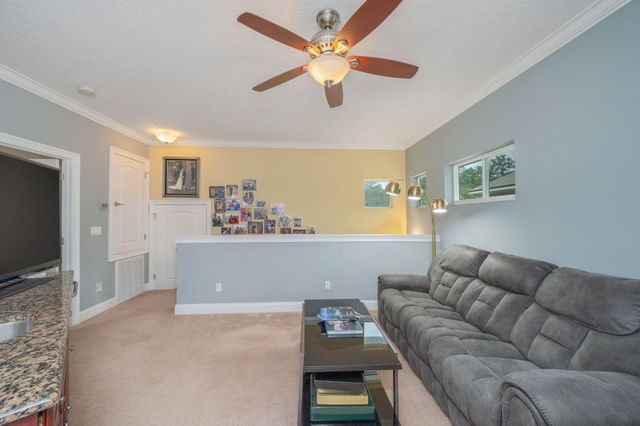 16 Plantation Oaks Drive, Mary Esther, FL 32569