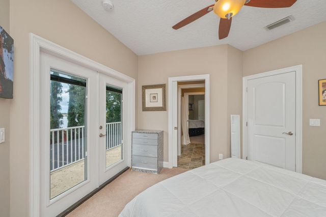 16 Plantation Oaks Drive, Mary Esther, FL 32569