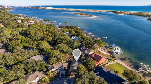 16 Plantation Oaks Drive, Mary Esther, FL 32569