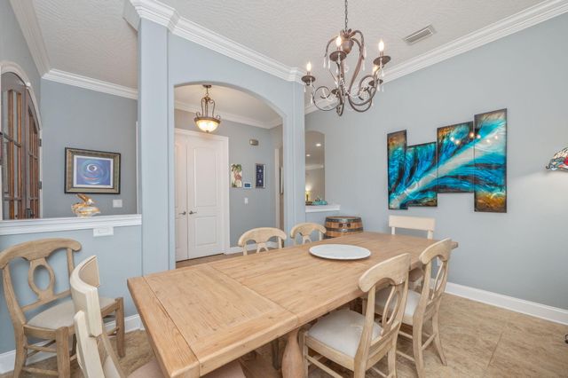 16 Plantation Oaks Drive, Mary Esther, FL 32569