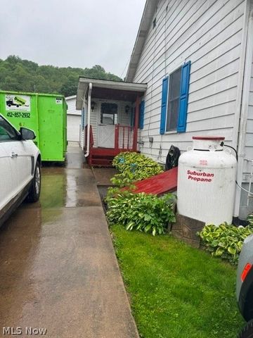 23 Benson Lane, Wellsburg, WV 26070