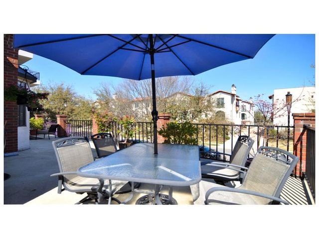 4405 Bowser Avenue 205, Dallas, TX 75219