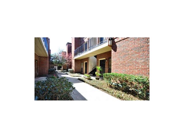 4405 Bowser Avenue 205, Dallas, TX 75219